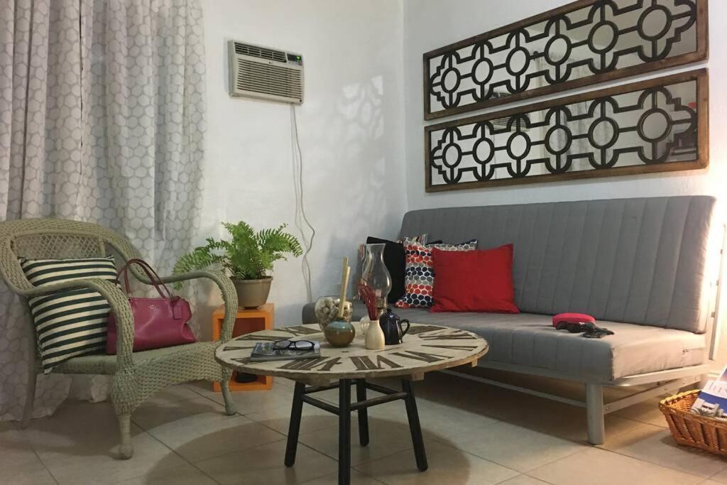 1 Bedroom Apt Near Coconut Grove ميامي المظهر الخارجي الصورة
